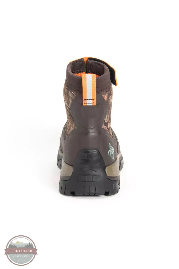 Muck AXMZ-MOC Mossy Oak Apex Mid Zip Ankle Boots Heel View