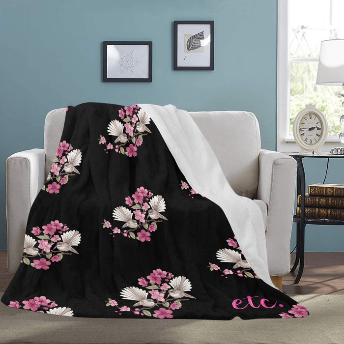 ETC Black Plush Floral Fantail Blanket