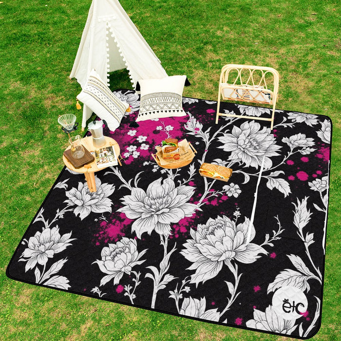 ETC Monochrome Floral Picnic Mat