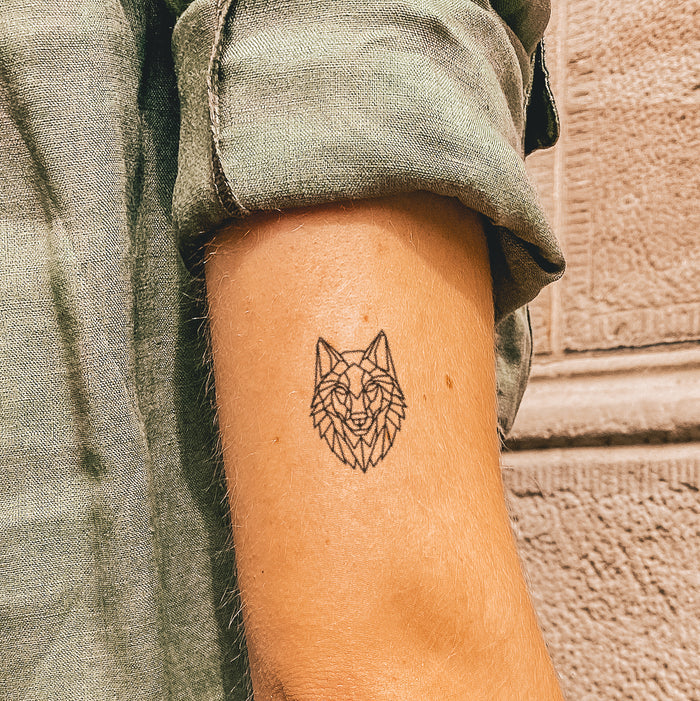 geometrischer Wolfskopf