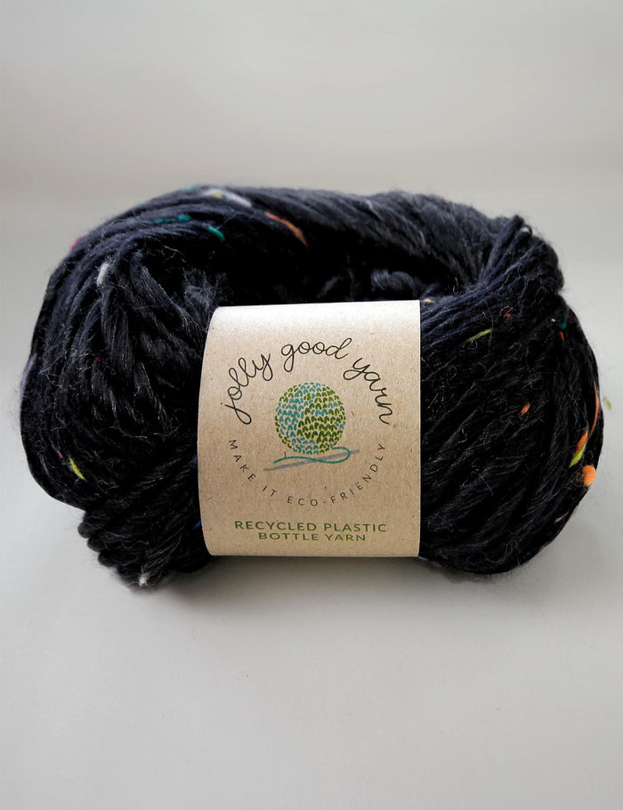 Navy yarn made of recycled plastic bottles