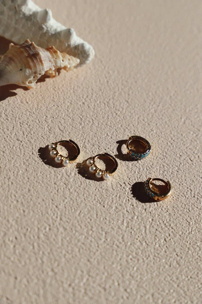 Katie Waltman-E1711G Gold Earrings-Mini Pearl Hoops