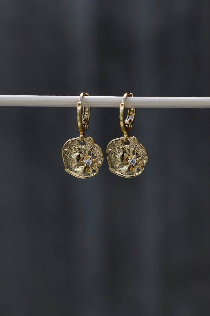 Katie Waltman-E1802G Earrings-Vega Huggies