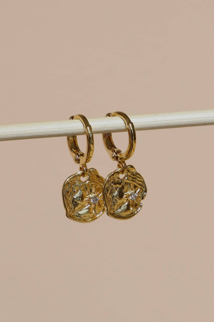 Katie Waltman-E1802G Earrings-Vega Huggies