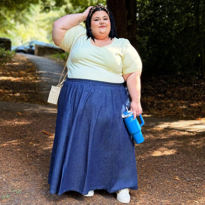 Naomi - Size I - Height 4'11" - Inseam 24"
