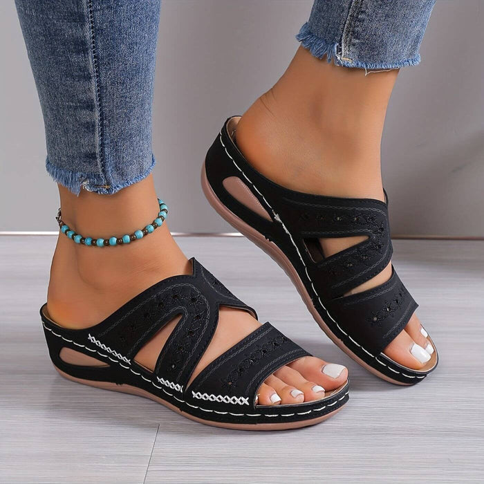 Orthopaedic slip-resistant sandals in blue, top view