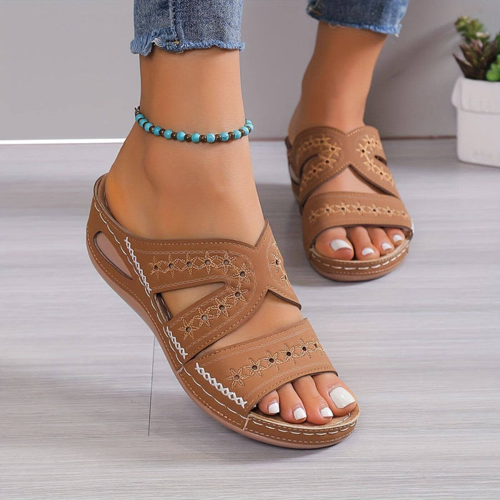 Orthopaedic gel-sole sandals in blue, styled on foot