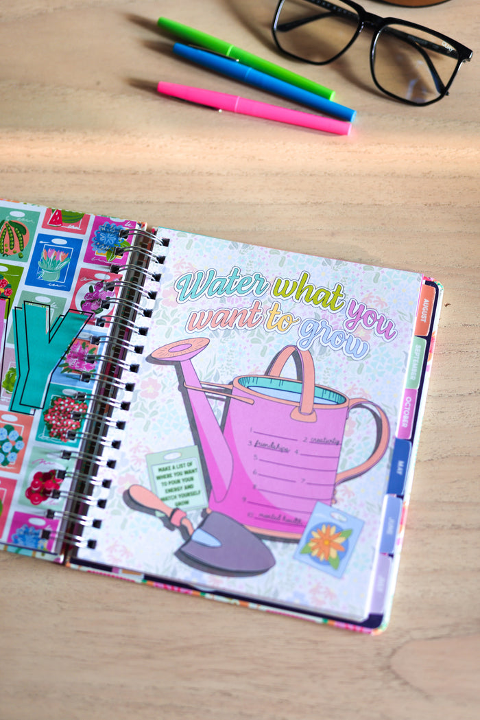 Planner - Happy Checkered