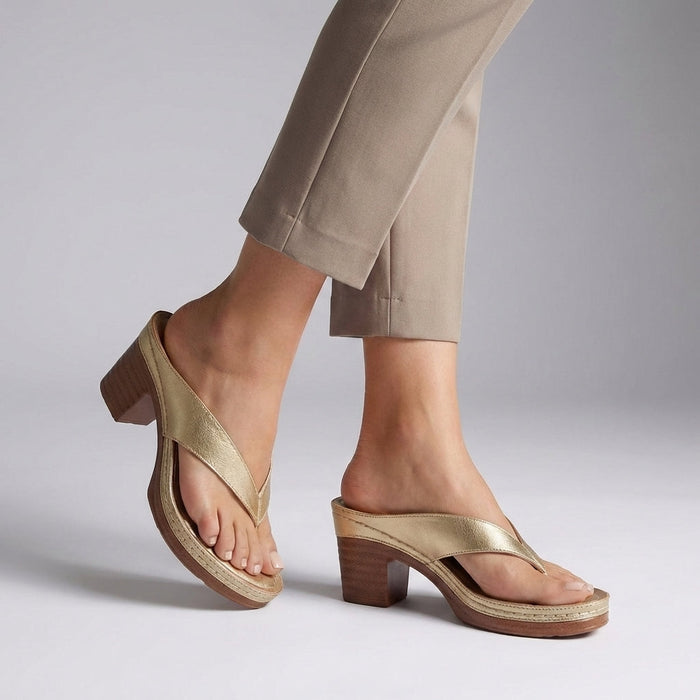 Block heel thong sandals with platform sole in Champagne, front view