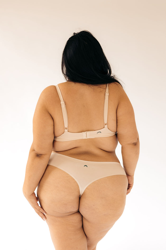 Beige | Model is wearing size 3XL