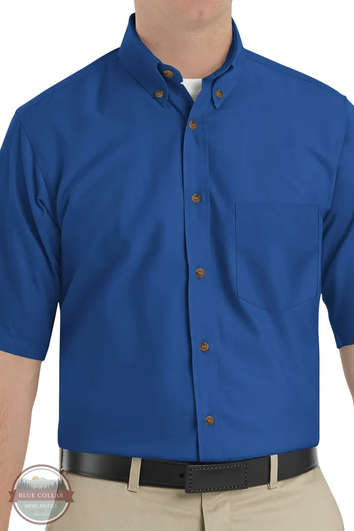 Red Kap SP80RB Men's Big &amp; Tall Short Sleeve Poplin Dress Shirt in Royal Blue on model