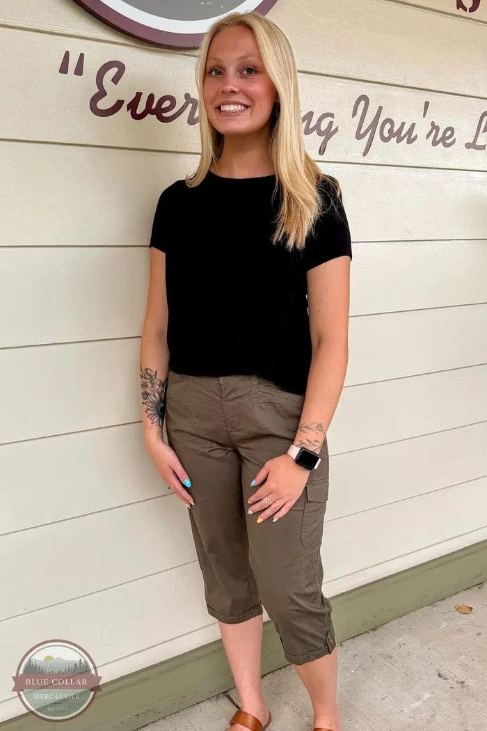 Dash DA1426 Taylor Utility 19" Capri Pant in olive