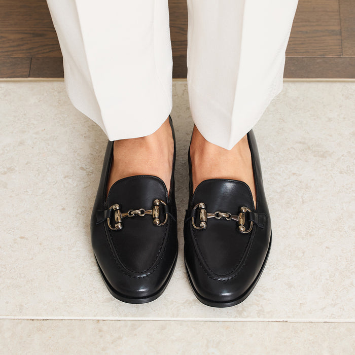 Triumph: Black Leather Shoes Sole Bliss