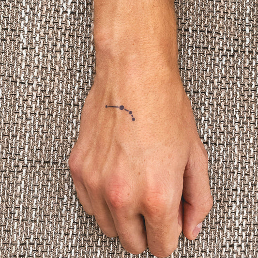 Widder Konstellation Tattoo