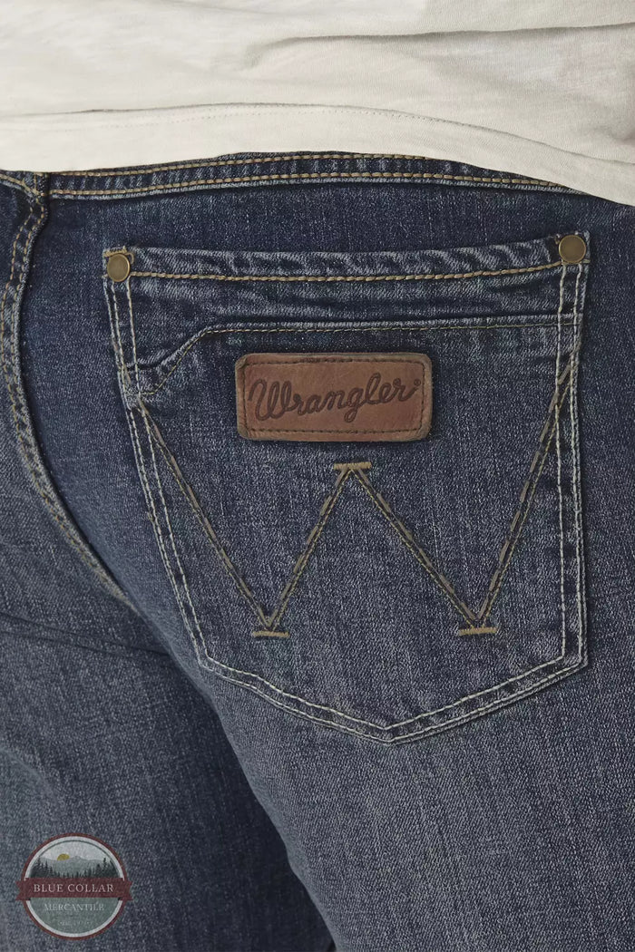 Wrangler WLT77LY Retro® Slim Fit Bootcut Jean in Layton Back Detail View